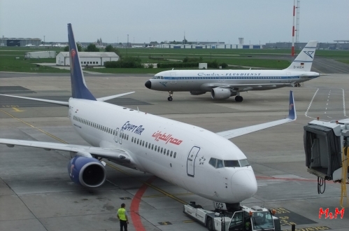 Flugzeug in Schönefeld (DSCF0947)